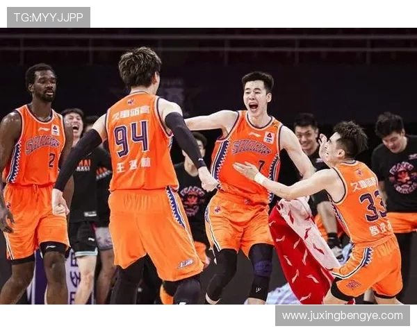 CBA总决赛开局 上海男篮展现霸主气场,101-90轻取广厦_上海队_比赛_NBA